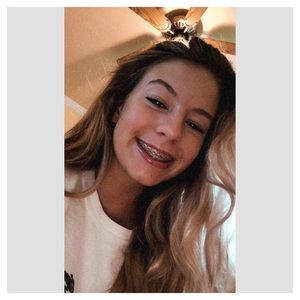 Meet your Posher, Lexi